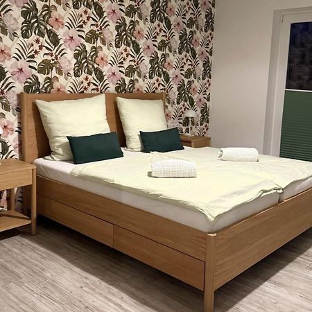 Apartment Koeln Rath ภายนอก รูปภาพ
